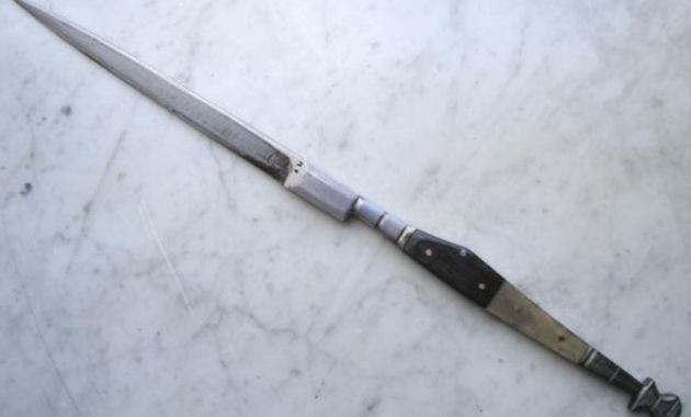 Coltello piemontese da duello